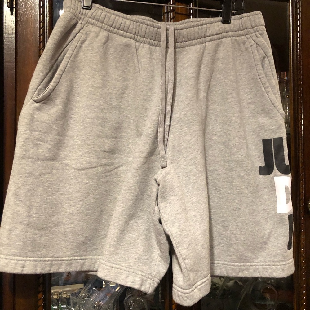 Men's Grey Nike Sweat Shorts with Side Logo “Just Do It”
